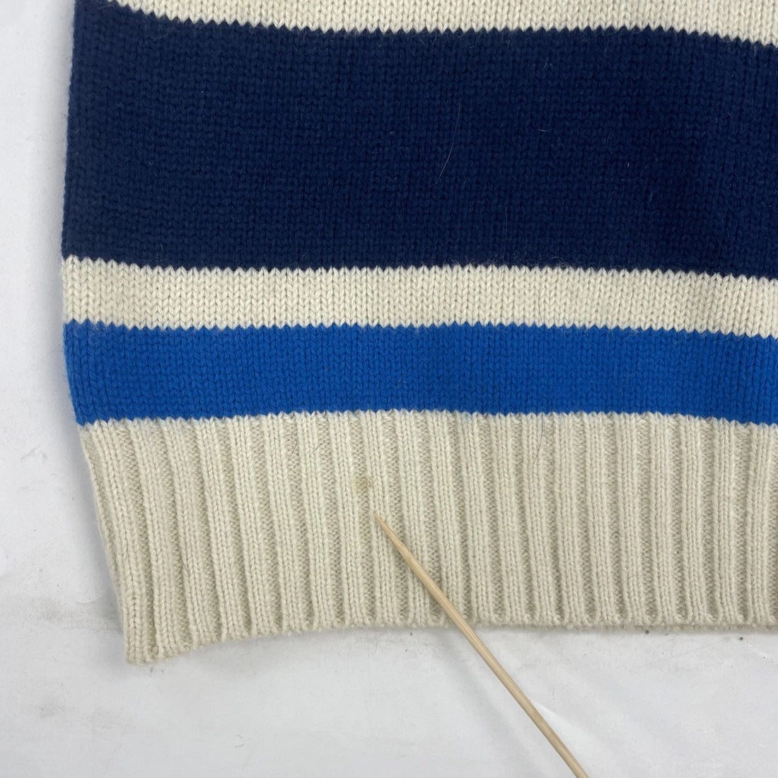 Winnipeg Jets Pullover Sweater Size Large NHL