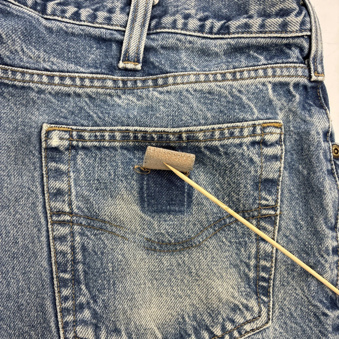 Carhartt Work Denim Jeans Pants Size 38 X 32 Blue