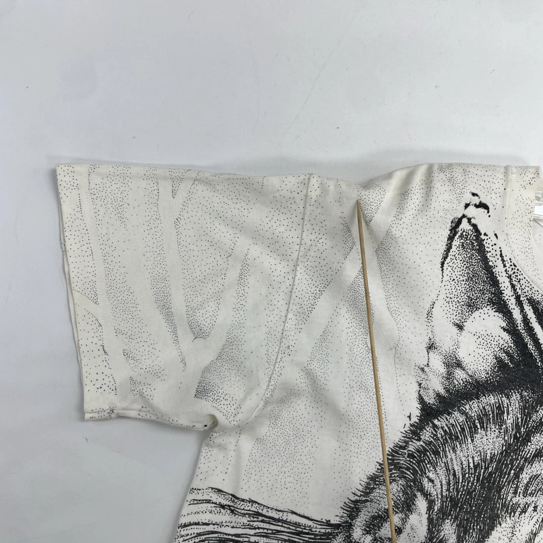 Vintage Wolf T-Shirt Size Large Nature All Over Print 90s
