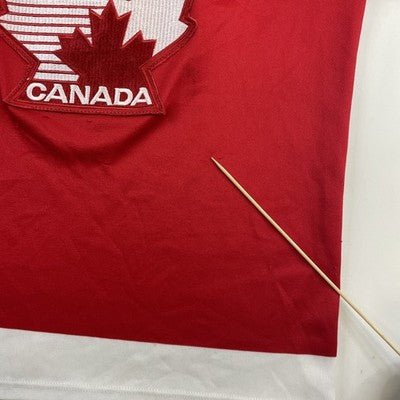 Vintage Team Canada CCM Hockey Jersey Size XS 90s IIHF
