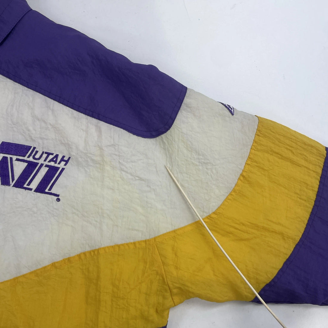 Vintage Utah Jazz Apex One Puffer Jacket Size Large 90s NBA