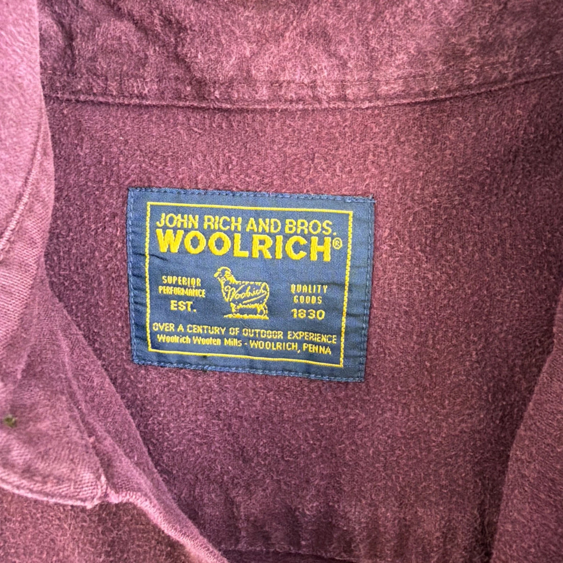 Woolrich Button Up Shirt Size XL