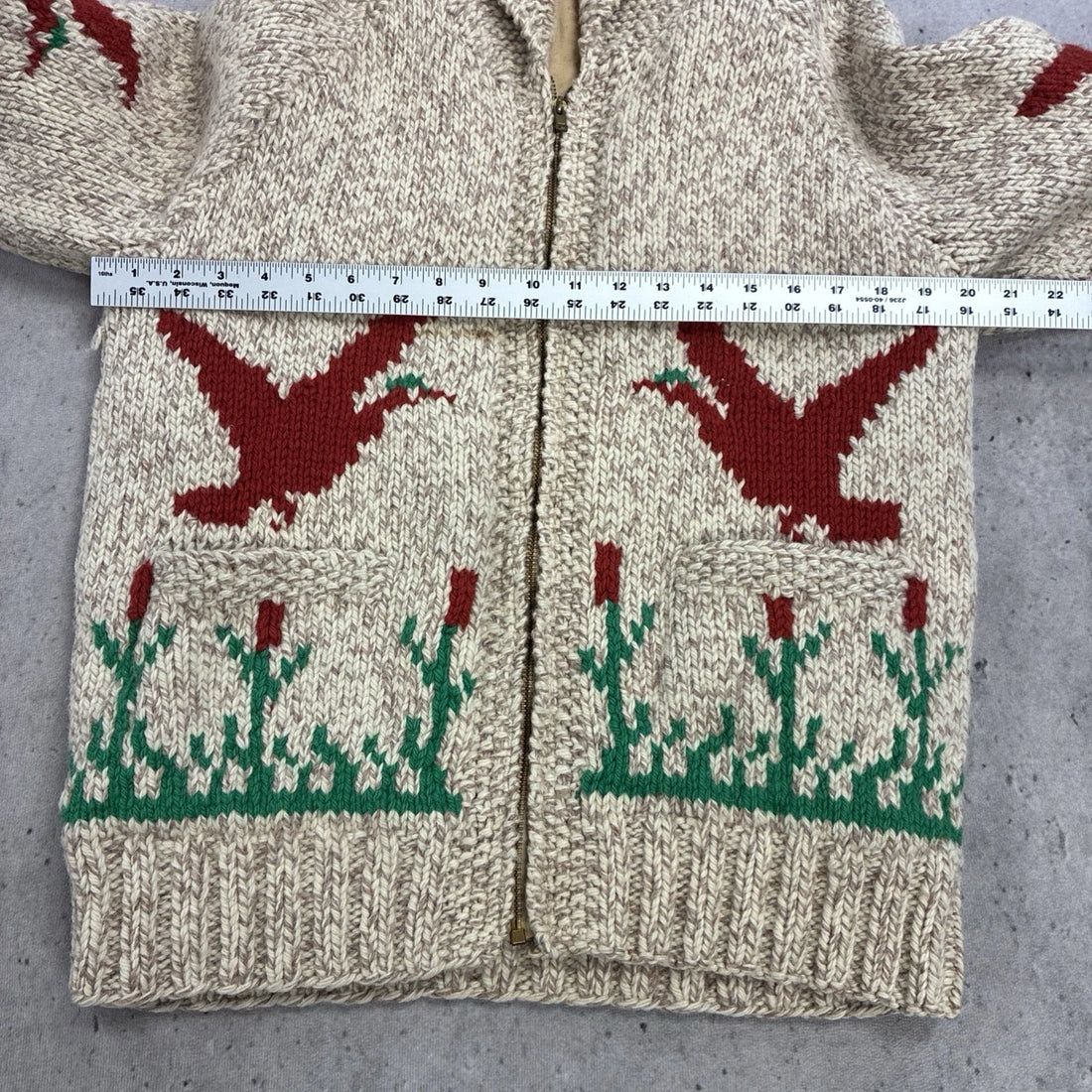 Hunting Pheasant Duck Wool Knit Cowichan Sweater Size Medium Vintage