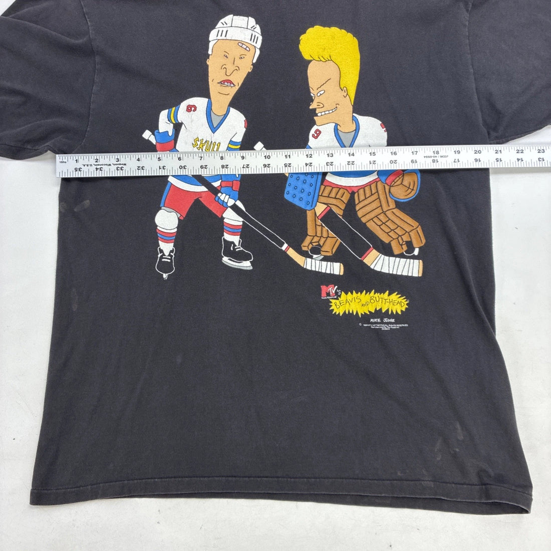 Vintage Beavis & Butthead Hockey T-Shirt Size Large MTV 1998 90s