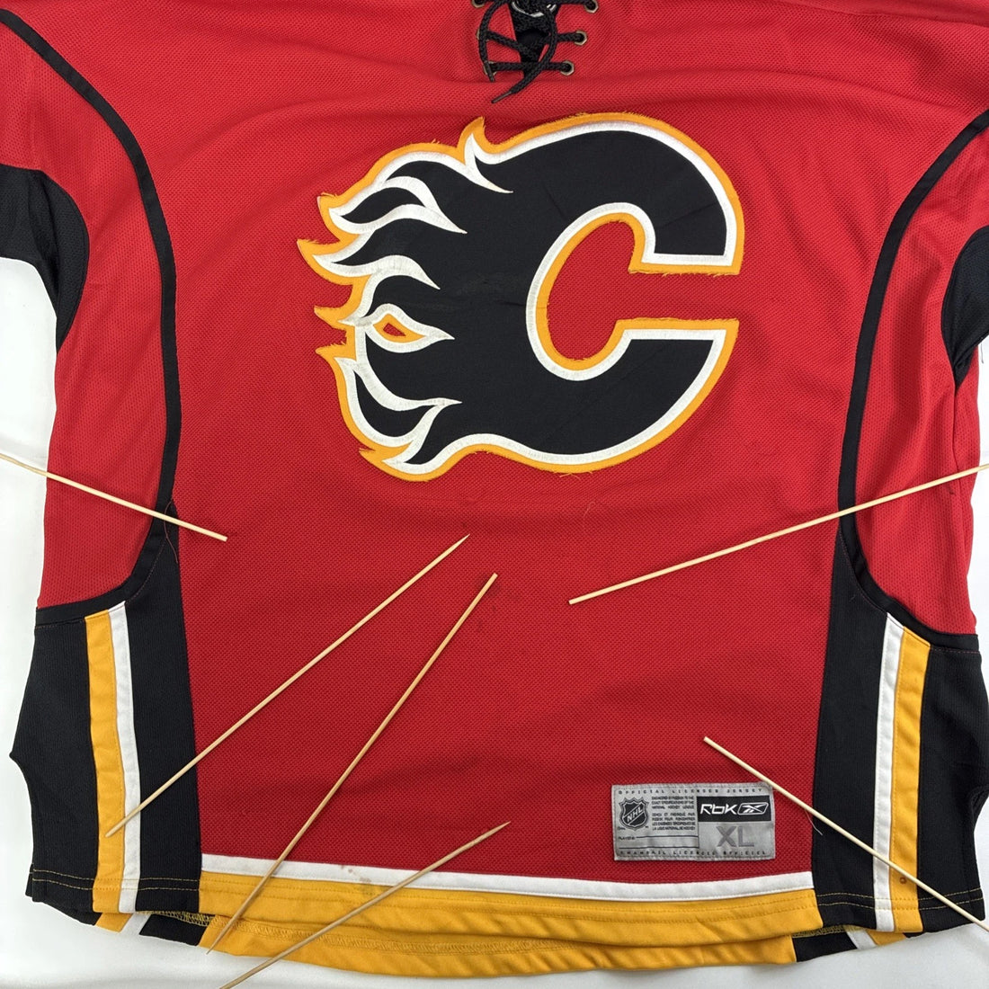 Calgary Flames Reebok Jersey Size XL NHL
