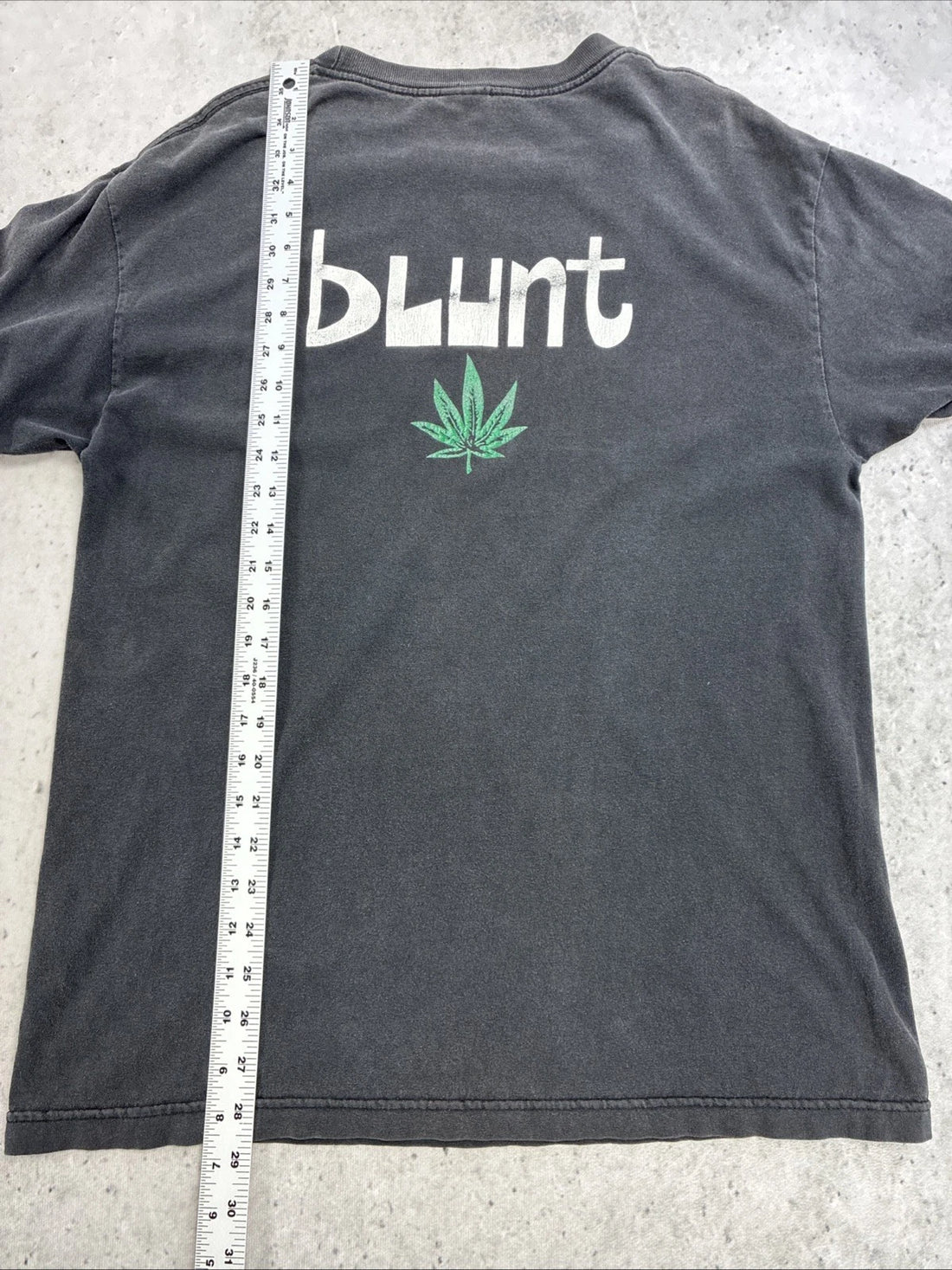 Vintage Blunt Toke Weed T-Shirt Size XL