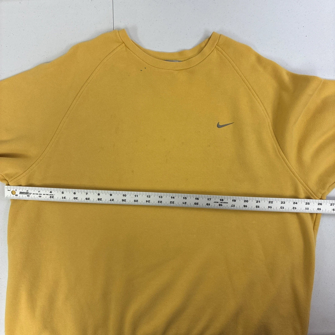 Vintage Nike Crewneck Sweatshirt Size XL Yellow Embroidered Swoosh