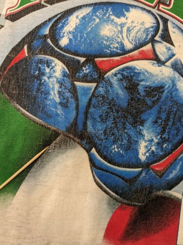Vintage Italia World Cup Bulletin Athletic T-Shirt Size Large 1998 90s FIFA