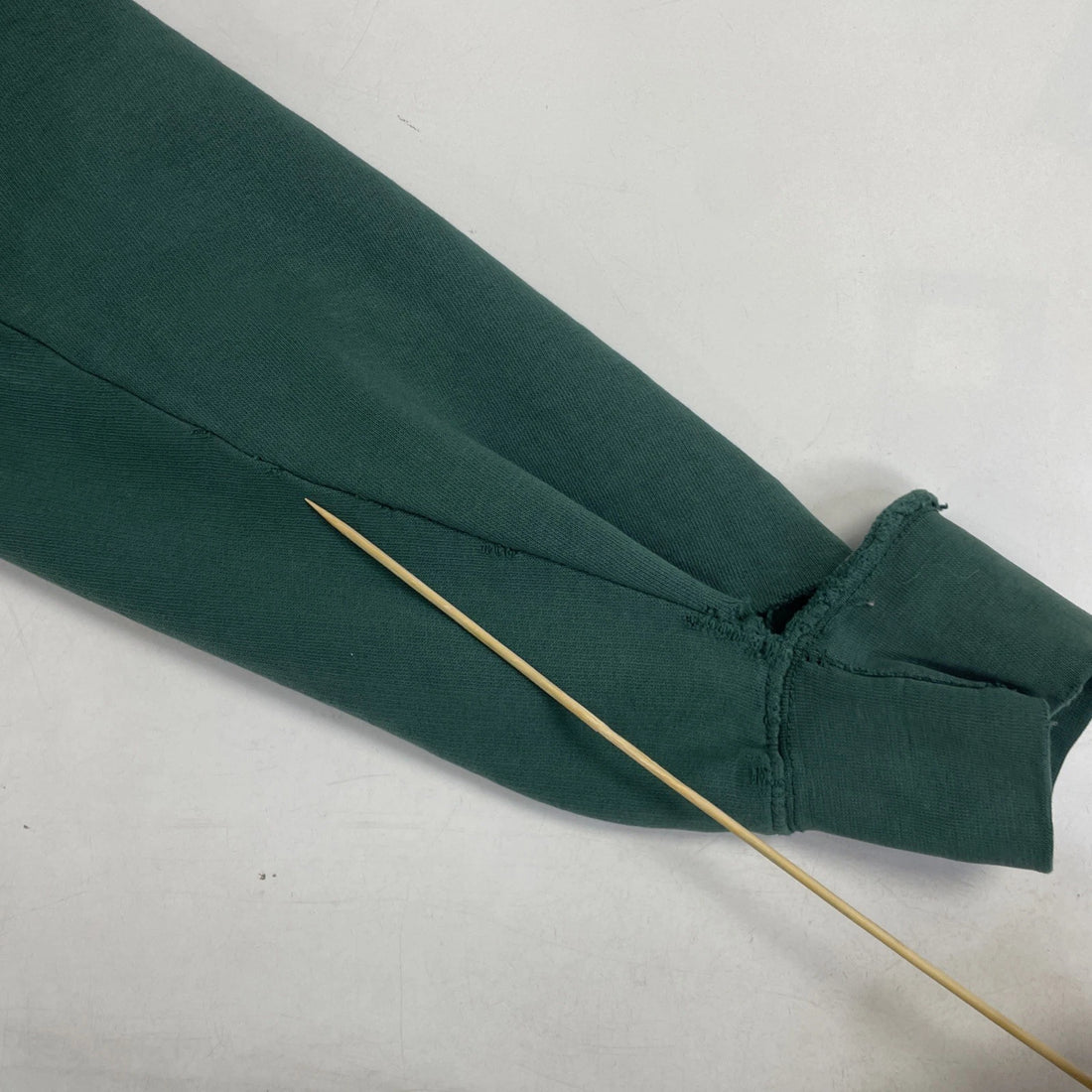 Hawaii Rainbow Warriors Sweatshirt Hoodie Size Large NCAA