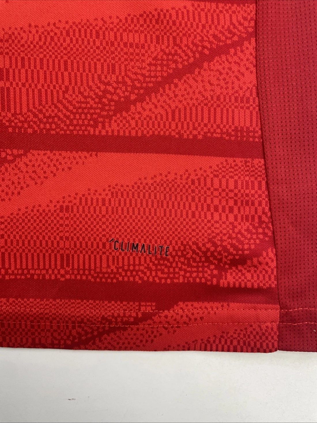 FC Bayern Munchen Adidas Soccer Football Jersey Size XL Long Sleeve Bundesliga