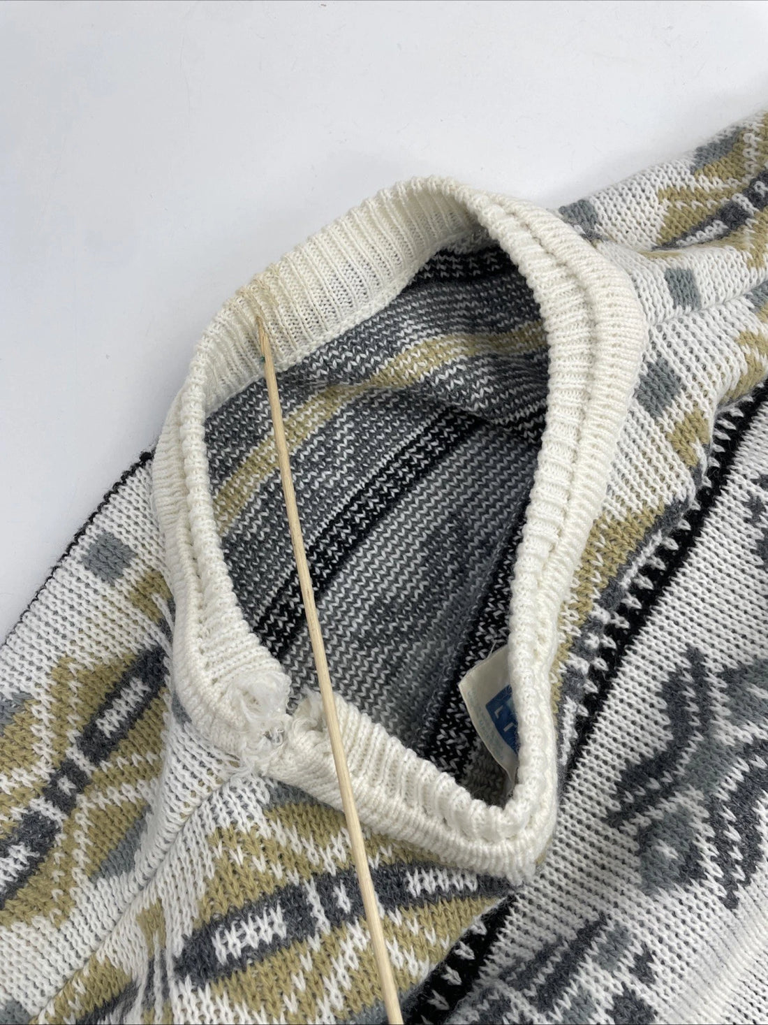 Vintage Fine Line Crewneck Sweater Size Large Fair Isle