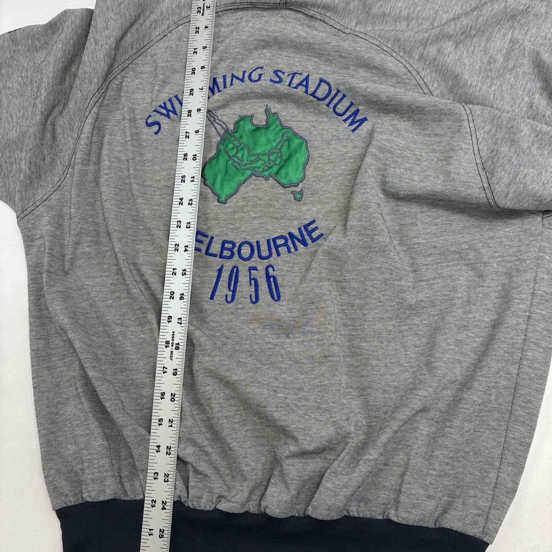 Vintage Adidas XVI Melbourne 1956 Olympics Swimming Stadium Sweatshirt Size XL