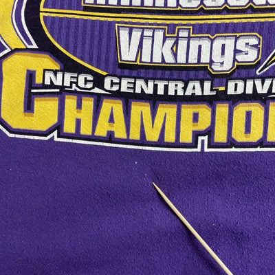 Vintage Minnesota Vikings Sweatshirt Crewneck Size Large 1998 90s NFL