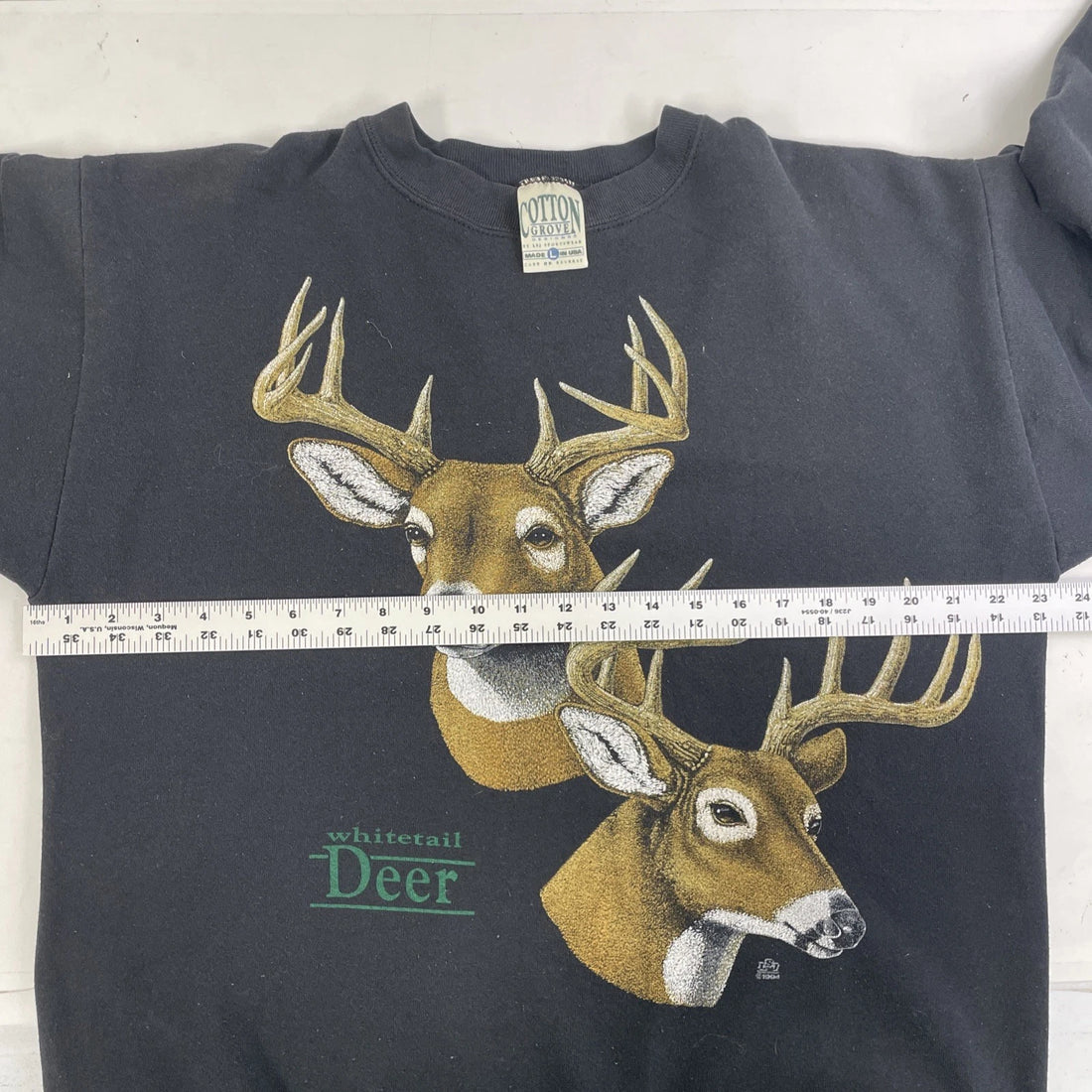 Vintage Whitetail Deer Crewneck Sweatshirt Size Large Nature 90s