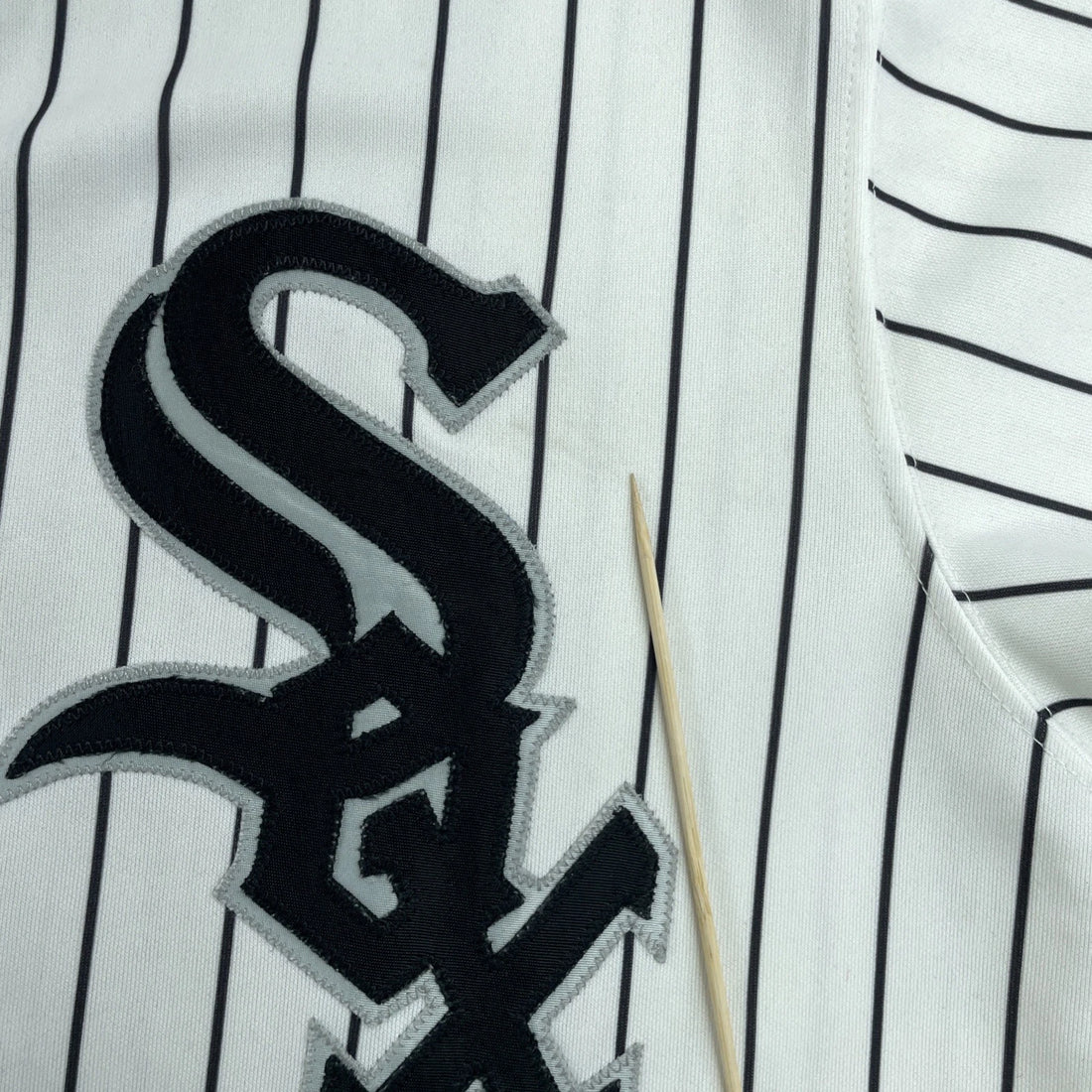 Vintage Chicago White Sox Authentic Majestic Jersey Size 48 MLB