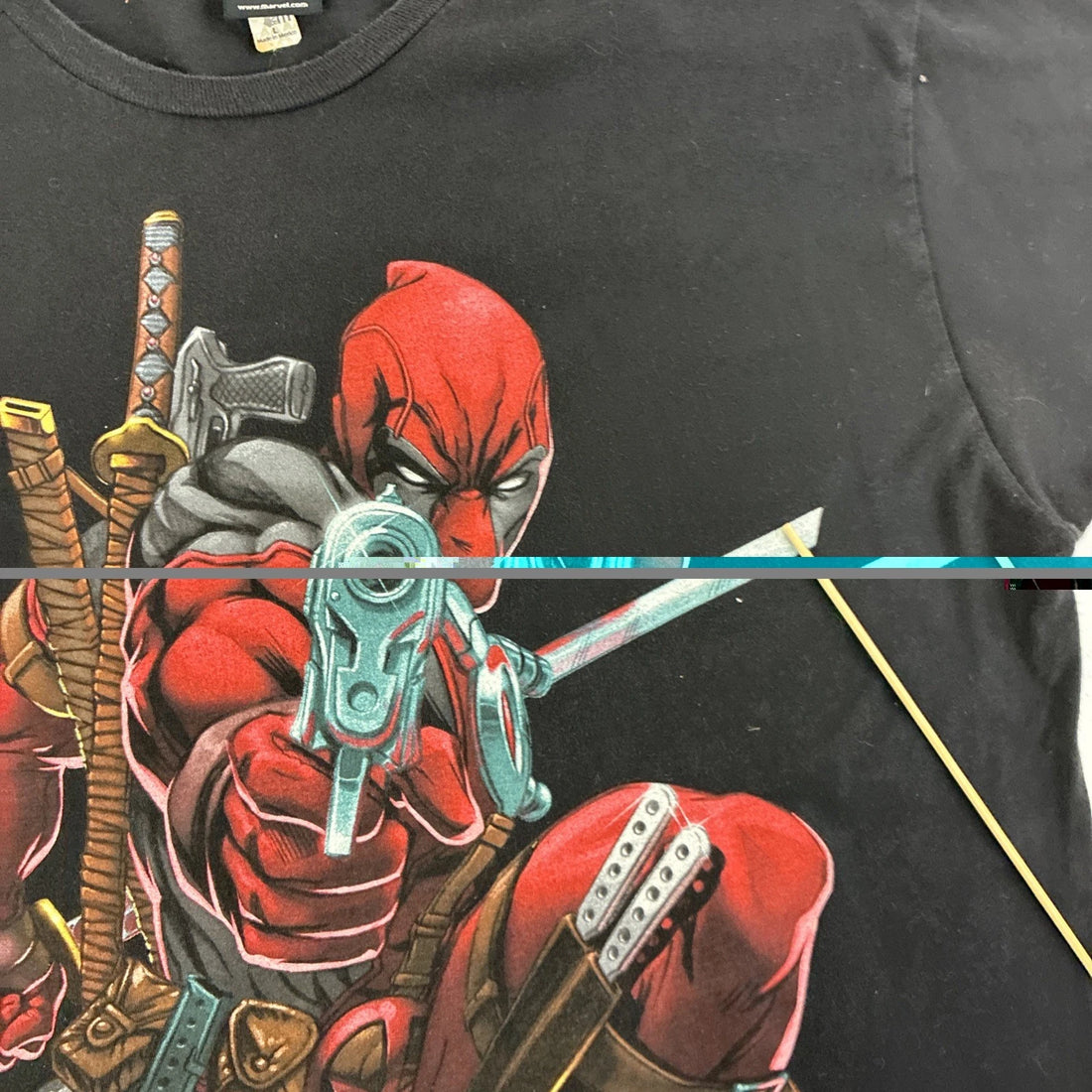 Deadpool Marvel Mad Engine Comic T-Shirt Size Large