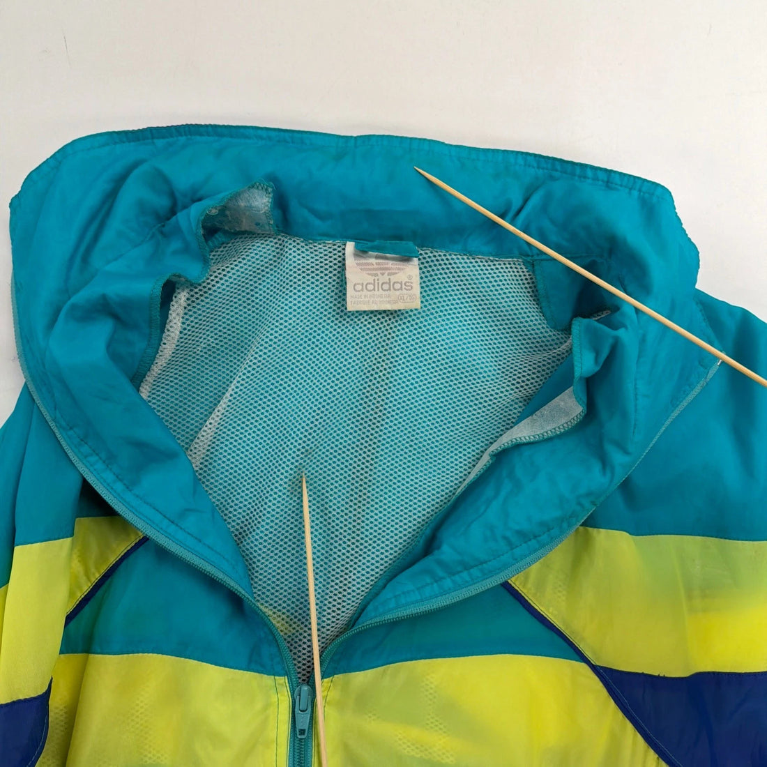 Vintage Adidas Windbreaker Light Jacket Size XL