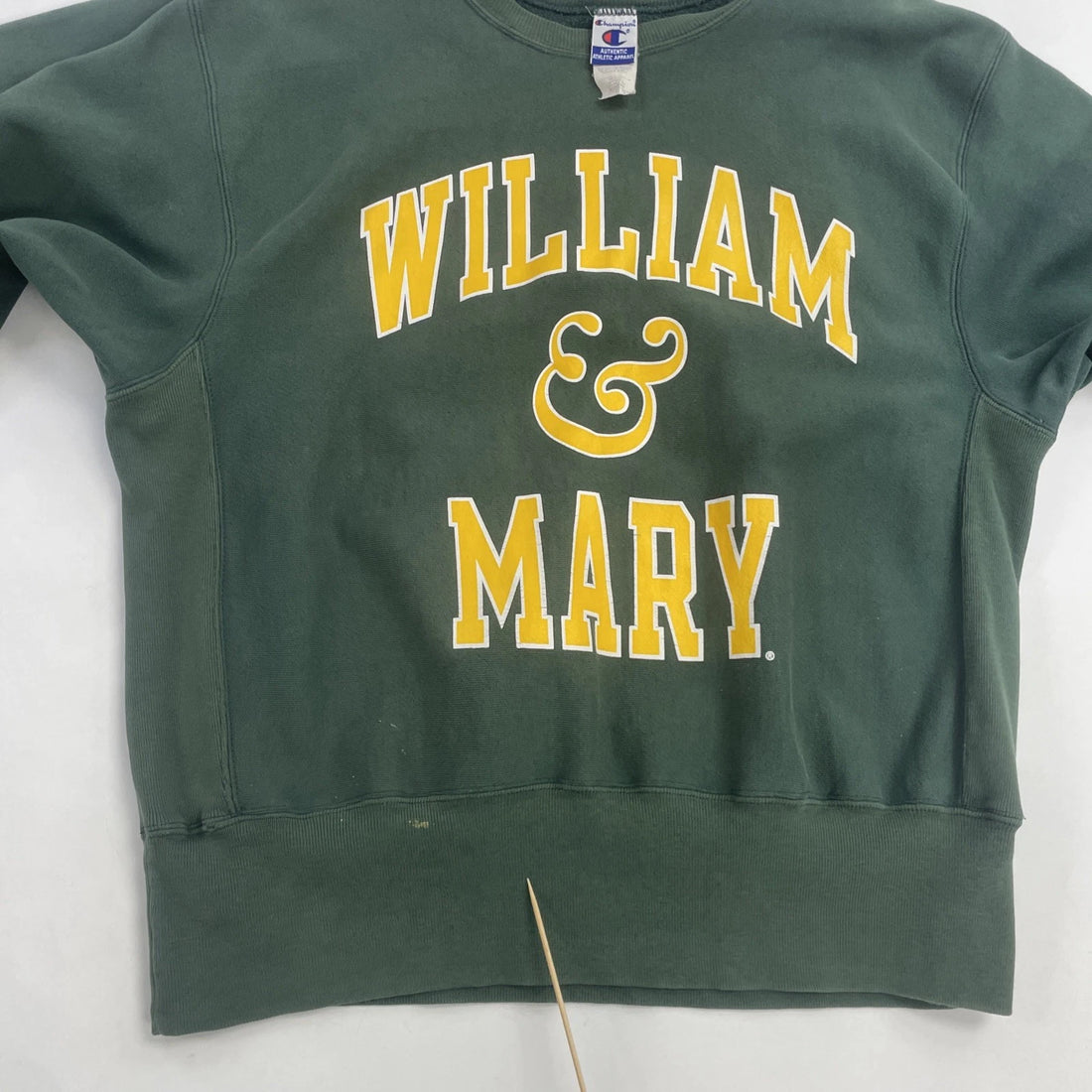 Vintage William & Mary Champion Crewneck Sweatshirt Size Large 90s
