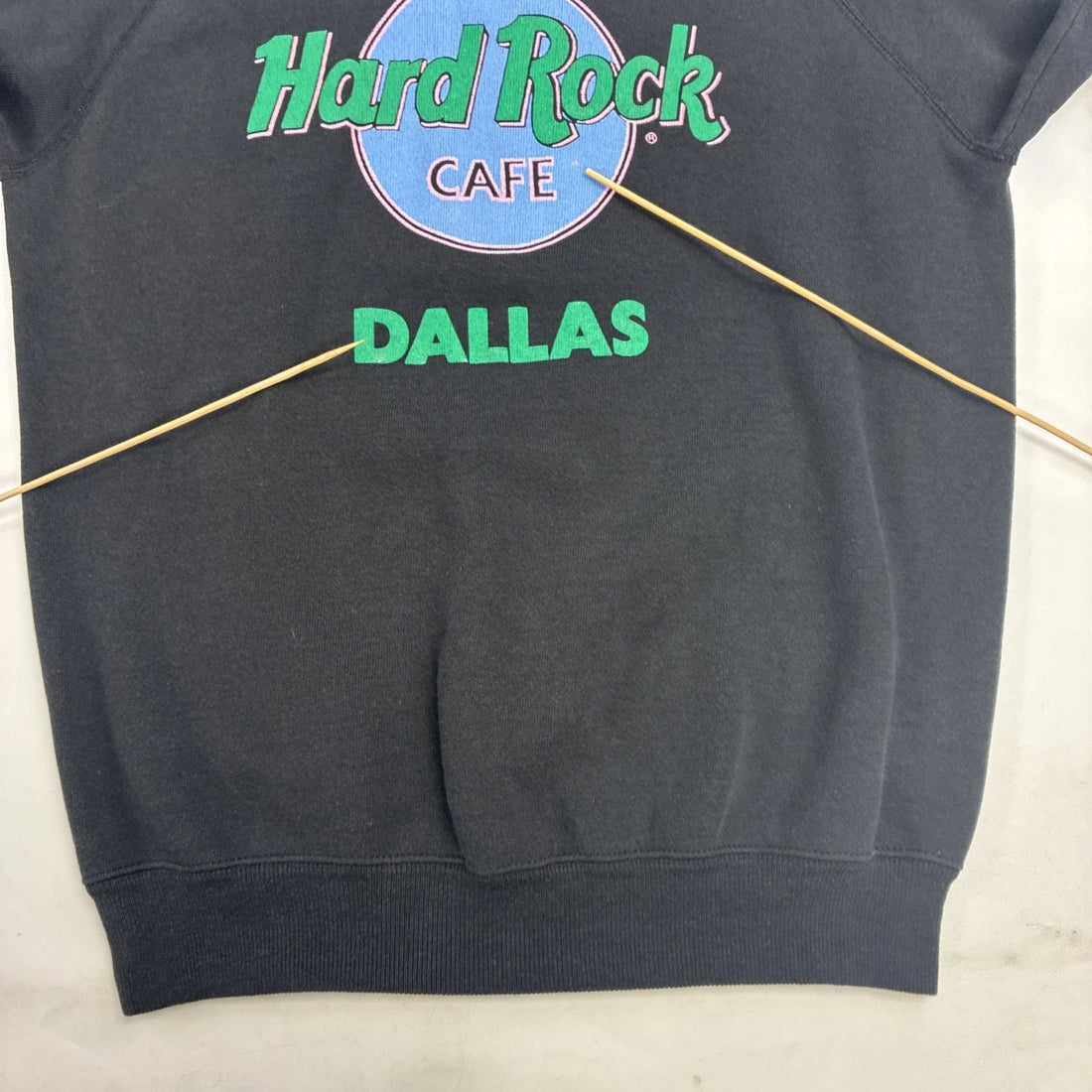 Vintage Hard Rock Cafe Dallas Crewneck Sweatshirt Size Medium 80s 90s