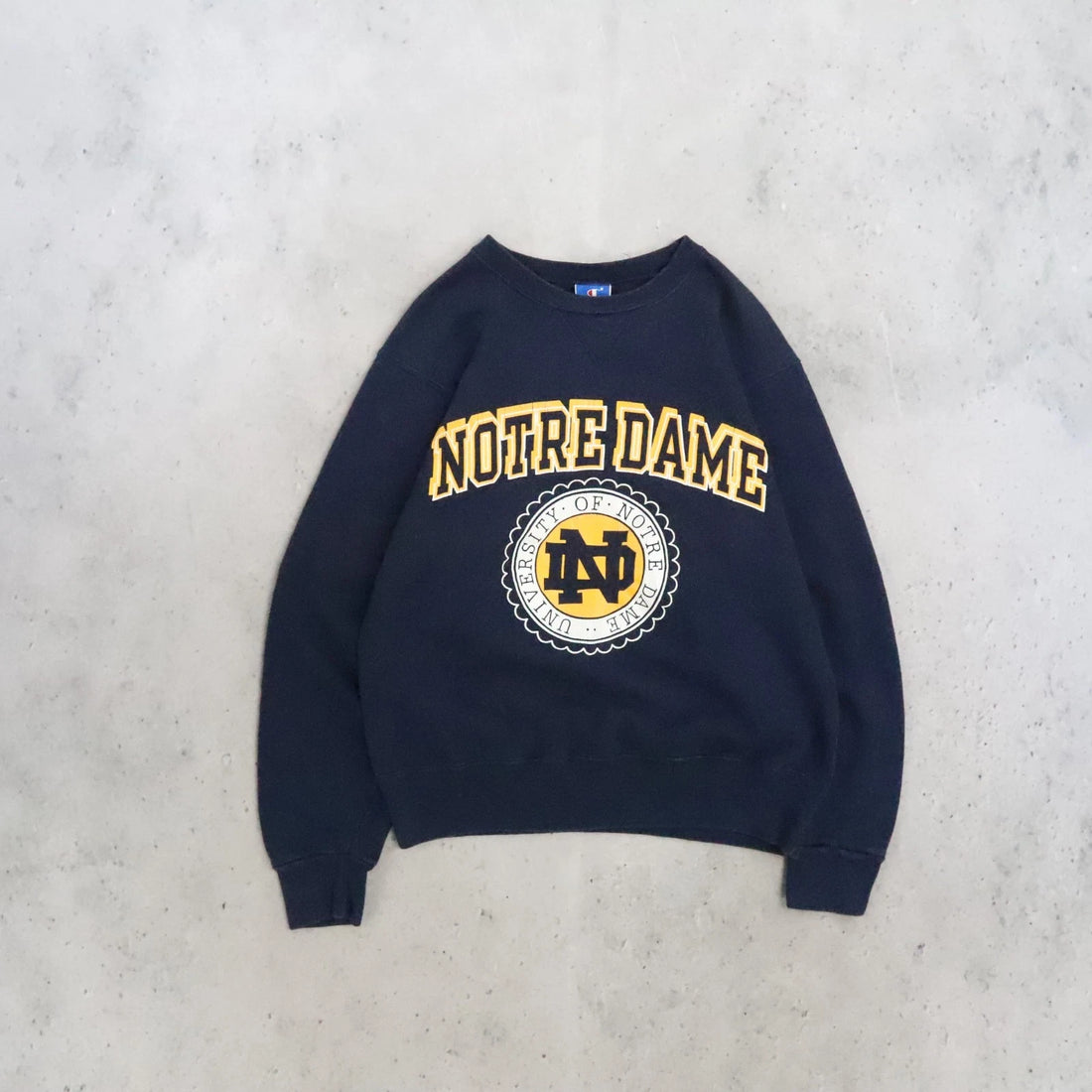 Vintage Notre Dame Fighting Irish Champion Crewneck Sweatshirt Medium 80s NCAA
