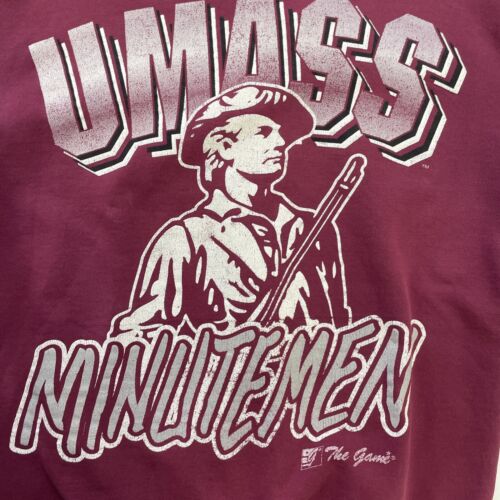 Vintage UMass Minutemen The Game Crewneck Sweatshirt Size Medium 90s NCAA