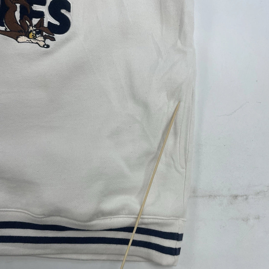 Vintage Looney Tunes 1/4 Zip Sweatshirt Size Large Cartoon 1997 90s