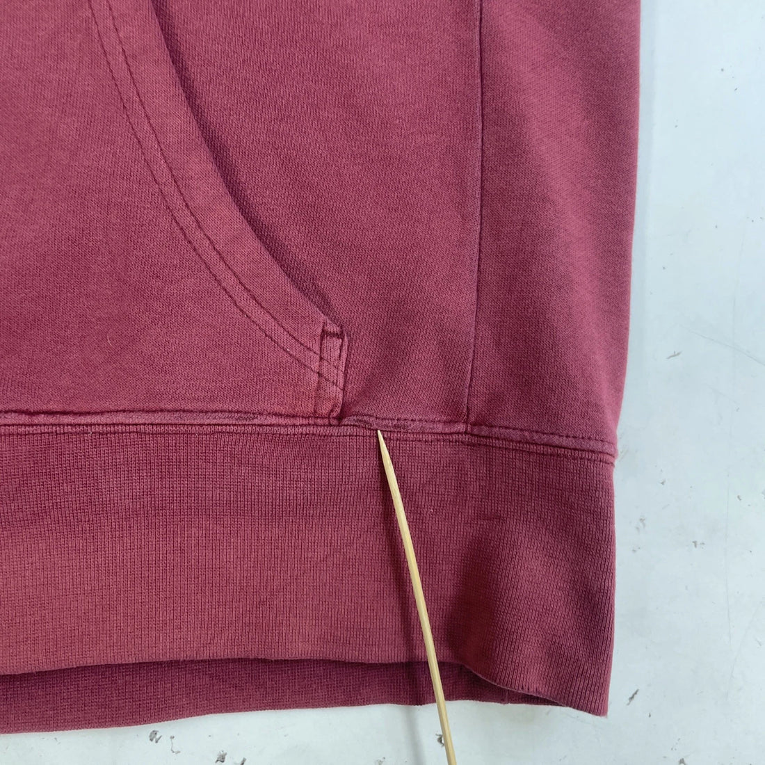Nike Sweatshirt Hoodie Size Small Embroidered Swoosh Red