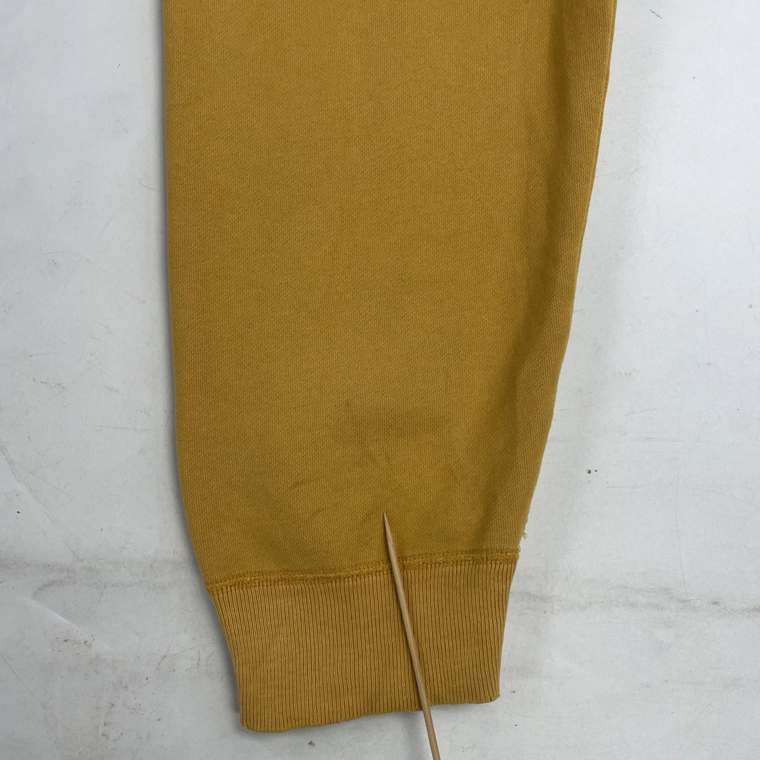 Abercrombie & Fitch Crewneck Sweatshirt Size XL Yellow