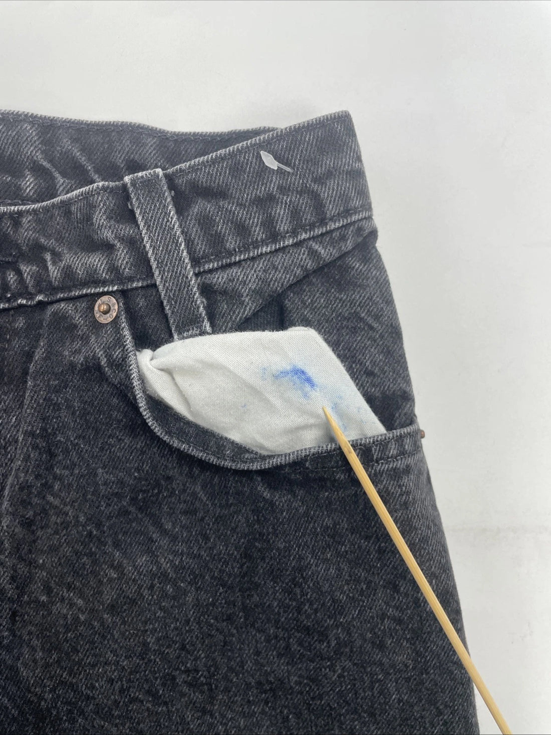 Vintage Levi Strauss & Co 550 Student Denim Jeans Pants 28 X 28 Black Orange Tab