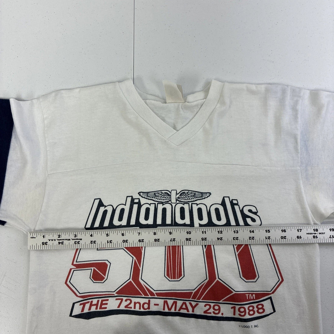 Vintage Indianapolis 500 Racing Raglan T-Shirt Size Medium 80s