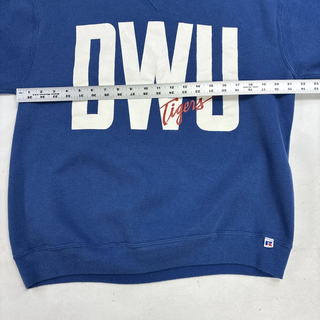Vintage DWU Tigers Russell Athletic Sweatshirt Size Large 90s NCAA