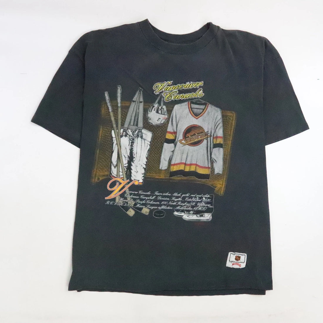 Vintage Vancouver Canucks Nutmeg T-Shirt Size Large NHL