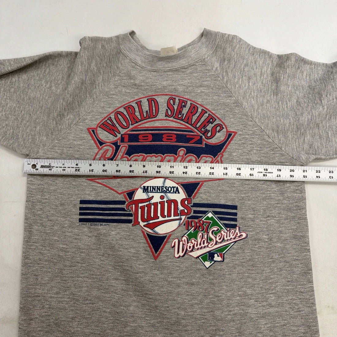 Vintage Minnesota Twins World Series Champions Sweatshirt Large 1987 80s MLB