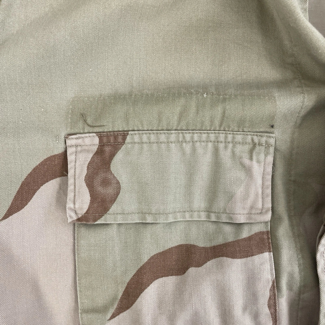 U.S. Army Military Camo Field Jacket Size Medium Short