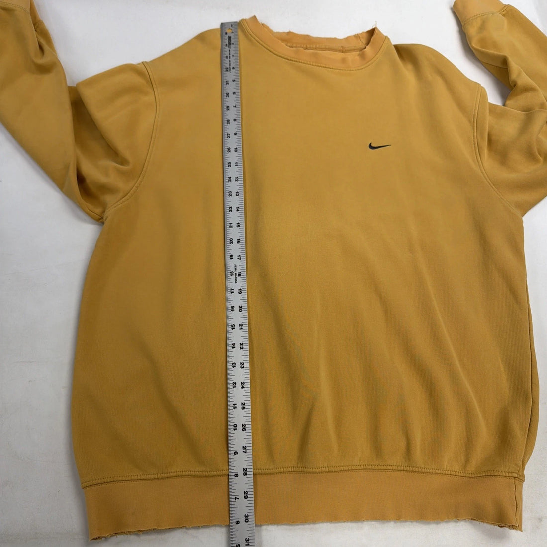 Vintage Nike Crewneck Sweatshirt Size XL Yellow Embroidered Swoosh