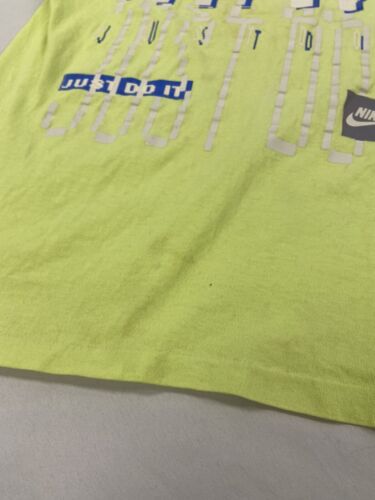 Neon yellow clearance nike t shirts