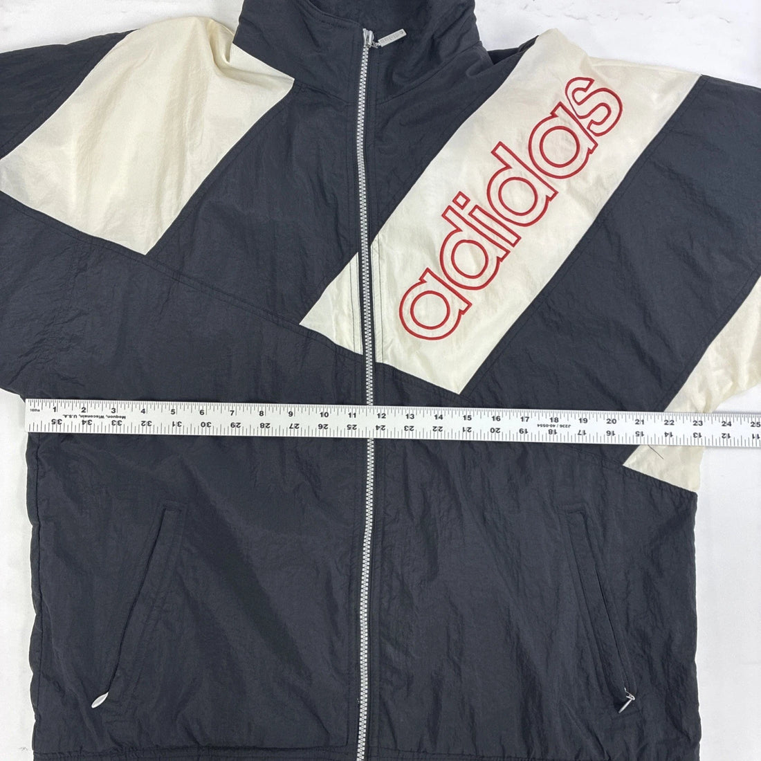 Adidas Windbreaker Light Jacket Size Medium 90s