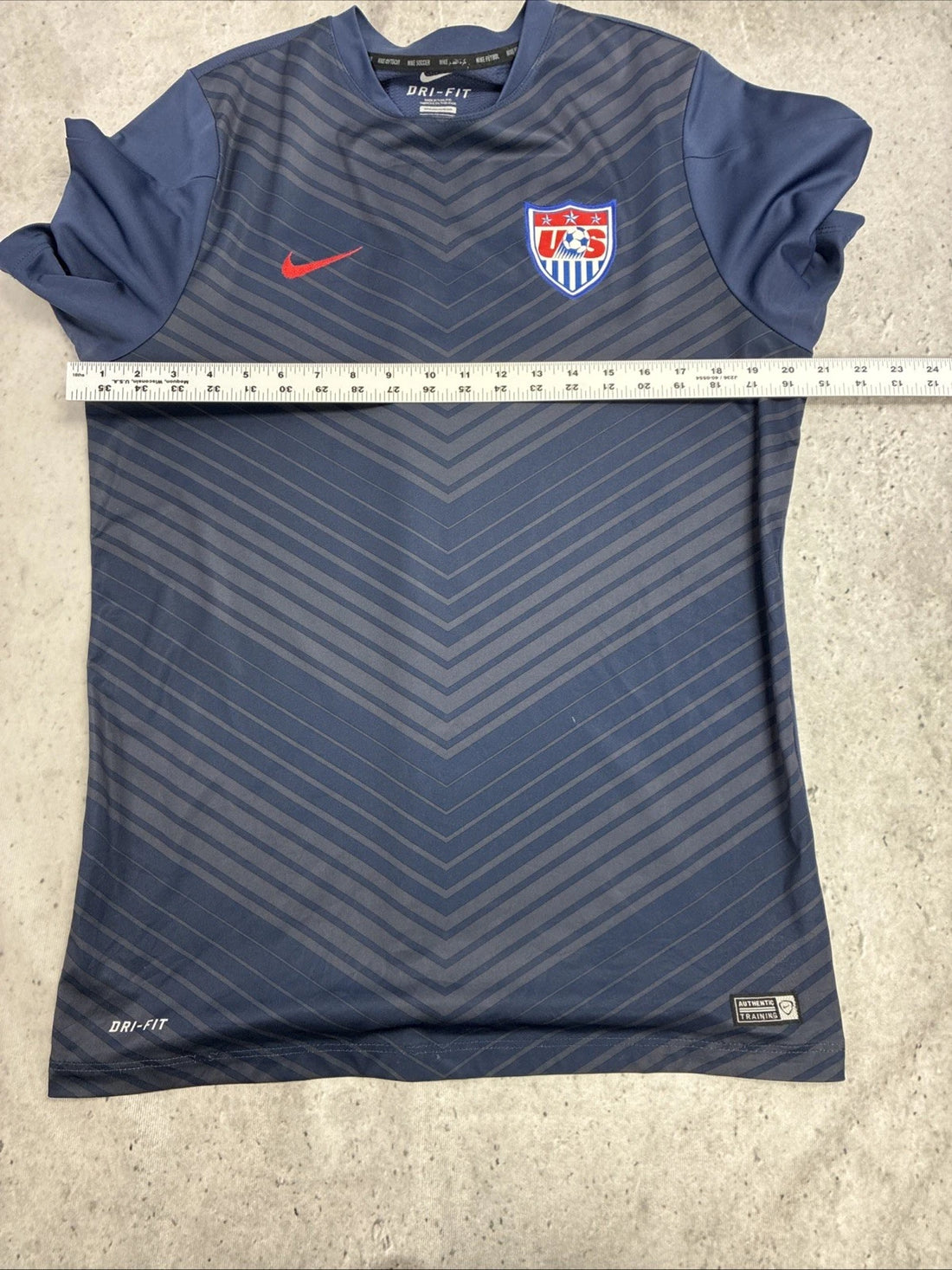 Team USA 2014 Nike Soccer Jersey Size Large FIFA