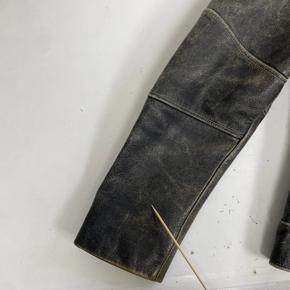 Danier Leather Jacket Size Medium