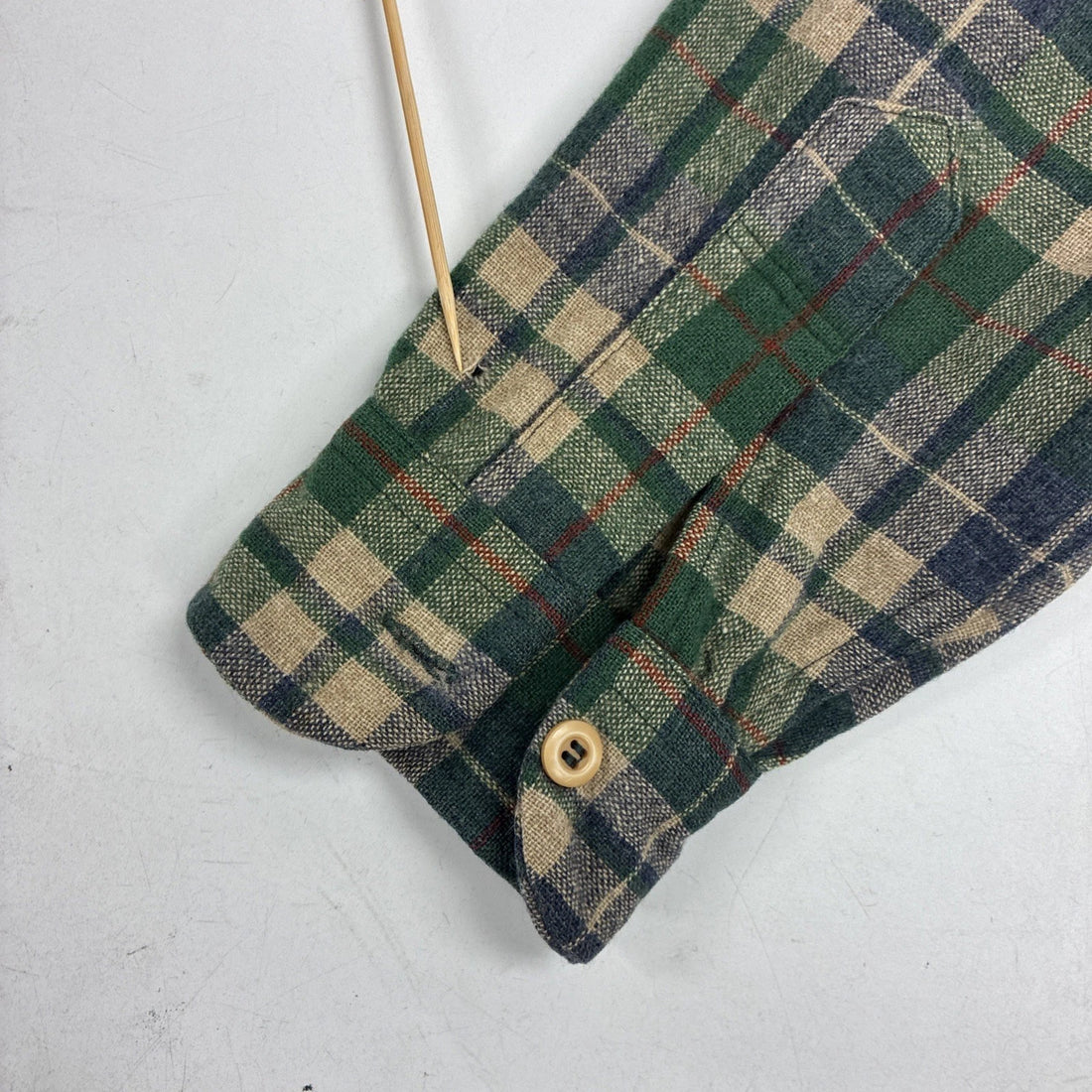 Vintage Pendleton Wool Board Button Up Shirt Size Medium Green Plaid