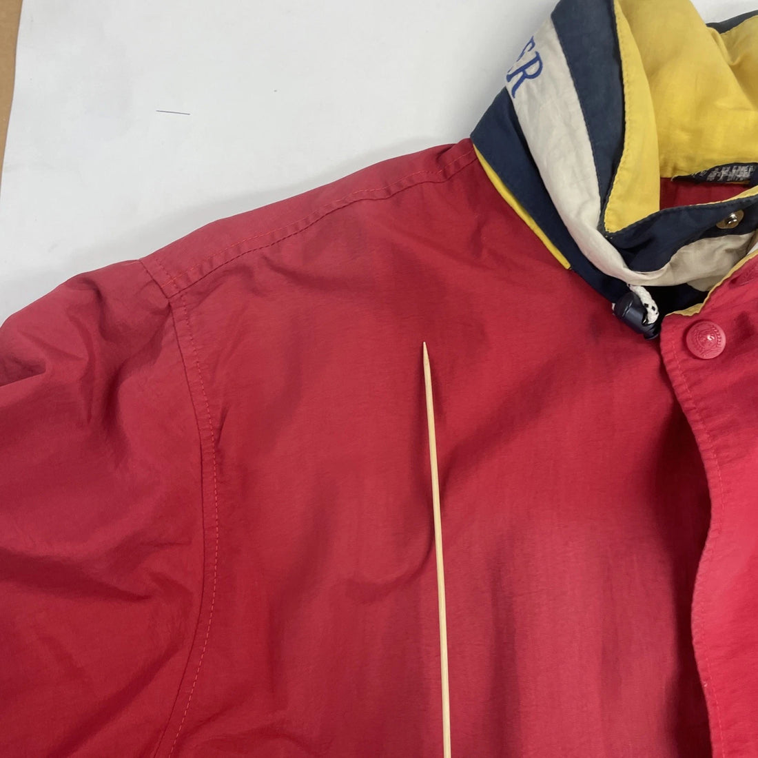 Vintage Tommy Hilfiger Windbreaker Light Jacket Size Large Red