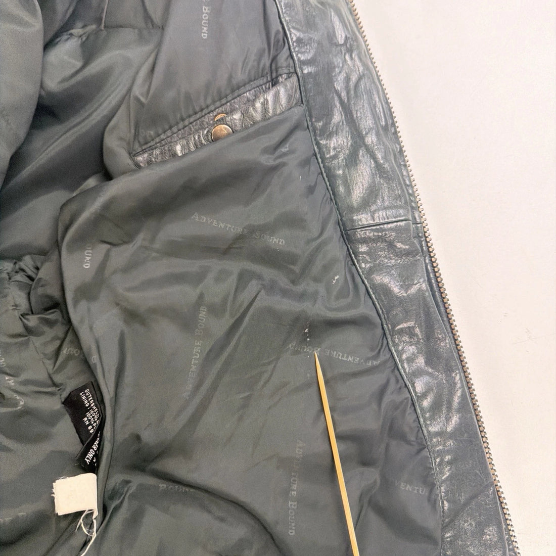 Vintage Wilsons Adventure Bound Leather Jacket Womens Size Large