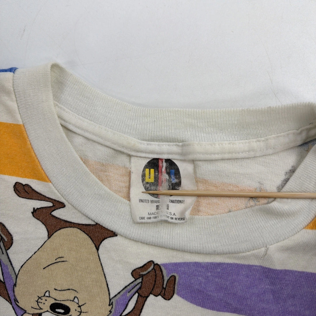 Vintage Taz Looney Tunes T-Shirt Size XL All Over Print Striped 90s