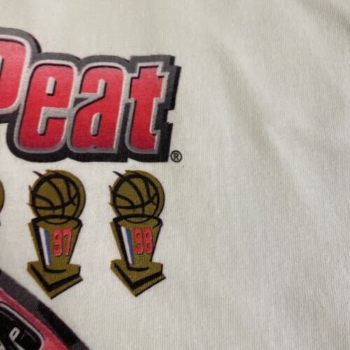 Vintage Chicago Bulls 3-Peat Champions Starter T-Shirt Size XL 1998 90s NBA