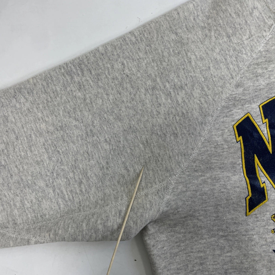 Vintage US Navy Annapolis Crest Crewneck Sweatshirt Size Large USN 90s