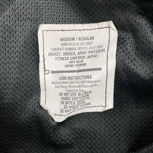 Vintage US Army Military Windbreaker Light Jacket Size Medium