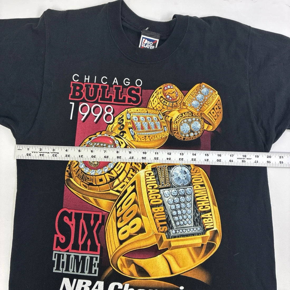 Chicago Bulls 1998 Championship Rings T-Shirt Size Medium NBA