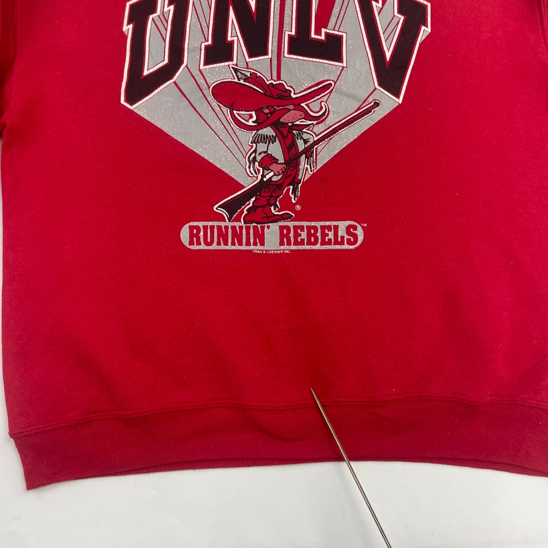 Vintage UNLV Runnin Rebels Crewneck Sweatshirt Size Large NCAA