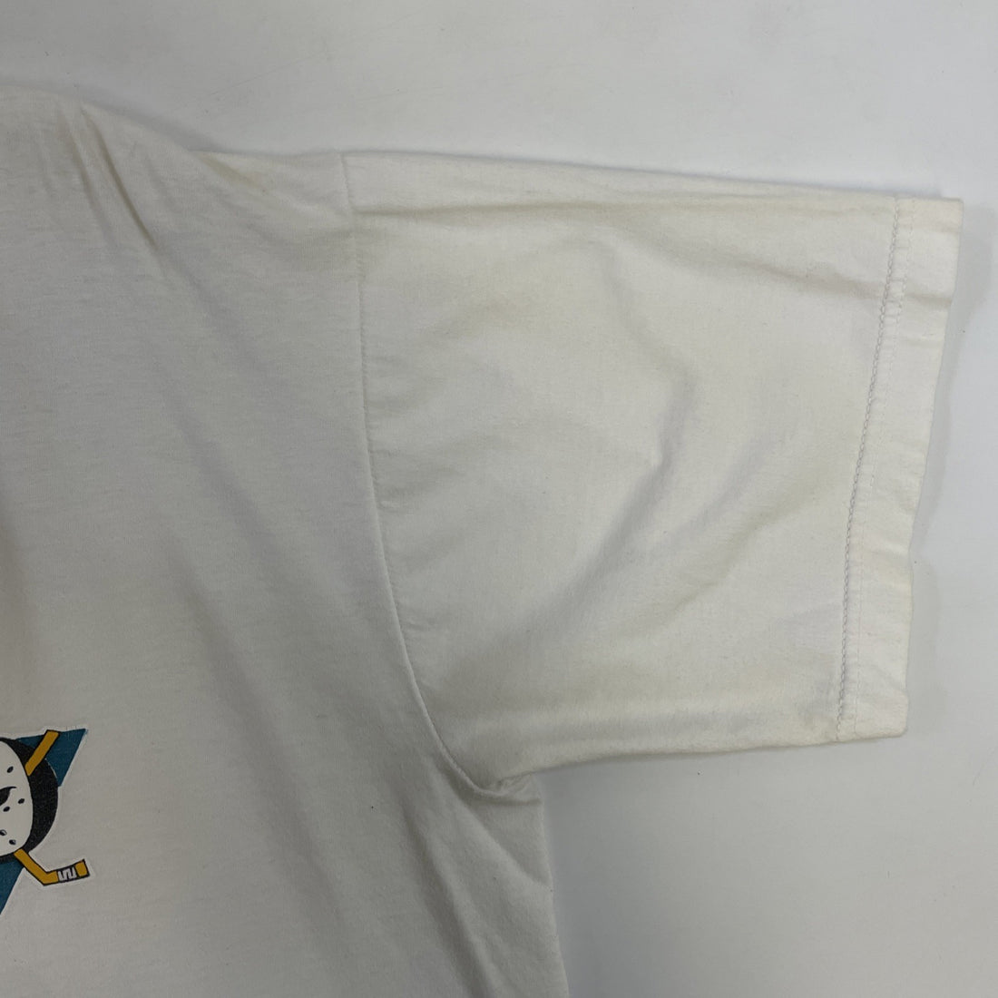 Vintage Mighty Ducks Hockey T-Shirt Size Large