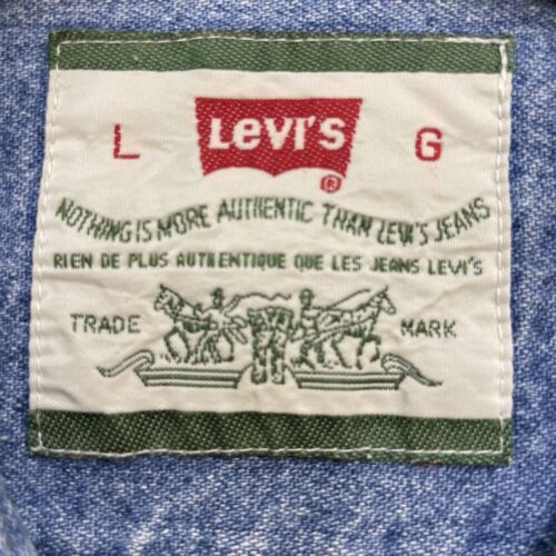 Vintage Levi's Denim Button Up Shirt Size Large Blue